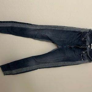 Good American Size 28 Skinny Jeans